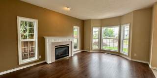 *Coming Soon* Beautiful 4 Bedroom 2.5 Bath Single Family House Gallery 5