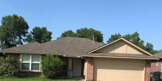 First Month Free! Great Location! Gallery 1