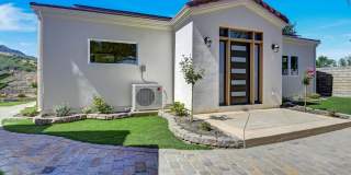 RENT DROP & 50% Off 1st Mo.! New 1 Bed + Flex Rm & 2 Bath ADU – Agoura Hills | 800 Sq Ft Gallery 1