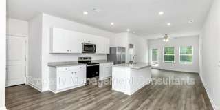 217 Bay Pine Dr Gallery 1