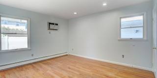 117 Burns Ave Gallery 10