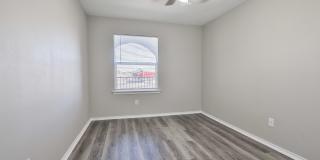 Westlake Apartments Gallery 48