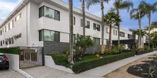 Live in one of the best locations in Los Angeles - Hollywood Hills Gallery 3