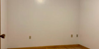 22 Thacher St. Gallery 1