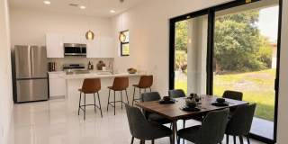 728 Crestline Avenue Southclientes@realtymiamigroup.com 728 Crestline Avenue Southclientes@realtymiamigroup.com Gallery 1