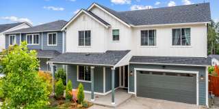 Spacious Two-Story in Port Orchard Gallery 1
