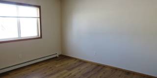 Comfortable 2 Bedroom, 1 Bathroom Lower-Level 4-Plex Unit Gallery 7