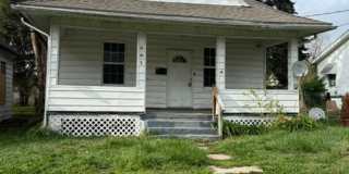 2 Bedroom / 1 bathroom House in Peoria, IL Gallery 1