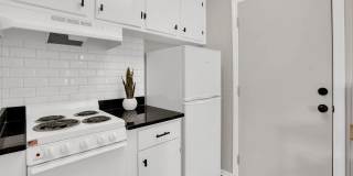 Renovated & Furnished Duplex in Peaceful Rosewood - 2746 Gallery 6