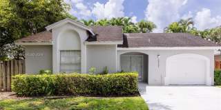 10121 NW 51st Ln Gallery 1