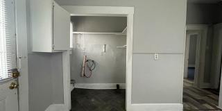626-628 W Main St Gallery 24