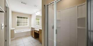 1798 Oakbrook Lane NW Gallery 19