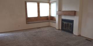 3 Bedroom Home with AC! Gallery 4