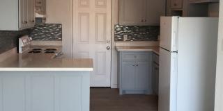 1206 North Main Street Gallery 1