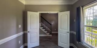 Beautiful 4 Bed 2.5 Bath Home in North Fayetteville Gallery 13