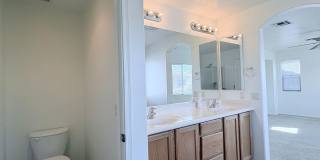 4 bed/3bath in desirable Paseo Del Rio Community Gallery 24