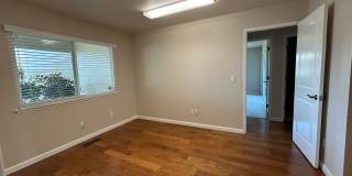 329 Oak Leaf Circle Gallery 17