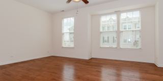 216 N Commerce Street Gallery 9