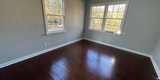 2 Bedroom Highland Apartment Gallery 7