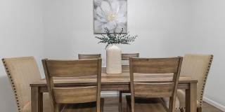 511 Briar Street Gallery 5