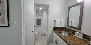 310 Racquet Club Rd Gallery 26