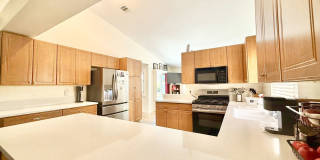 AVAILABLE NOW!! GORGEOUS 2 BEDROOM 2 BATHROOM Home in Palm Desert! AVAILABLE NOW!! GORGEOUS 2 BEDROOM 2 BATHROOM Home in Palm Desert! Gallery 6