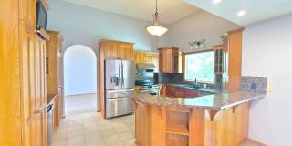 $3,400- 5 Bed / 3 Bath Beautiful Home in Upper South Hill Gallery 9