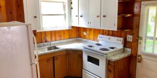 Beautiful 2 Bedroom/2 Bath South End Home Close to U of L Gallery 7