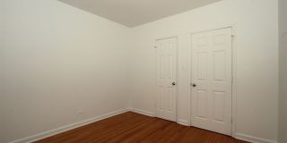 8238 S Ellis Ave Gallery 8