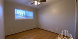 5644 Walnut Avenue Gallery 16