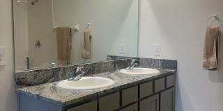 Gorgeous 3-Bedroom, 2-Bathroom Townhouse in Bradenton Gallery 15