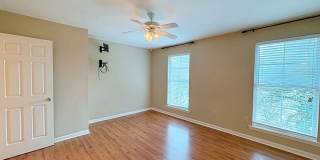 Custom Remodeled Townhome off Jefferson Hwy Gallery 34