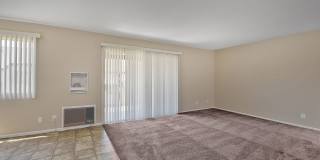 Woodside Village Apartments Gallery 35