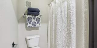 Woodland Flats Gallery 44