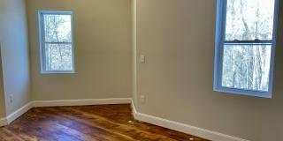 90 Pleasant Street Gallery 11
