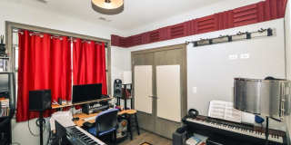 4322 Ashland Gallery 10