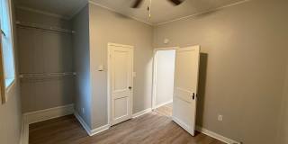 Charming Lower Unit 1 Bedroom with Gourmet Kitchen Gallery 9