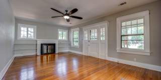 Freshly Updated 3 Bedroom House Gallery 1