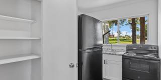 Creekside Apartments Gallery 3