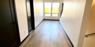 Close to Micron, 3 Bedroom 3 bath w/ a Million Dollar View! Gallery 44