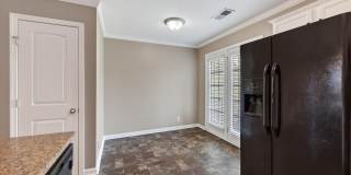Pet Friendly Two Bedroom! Gallery 22