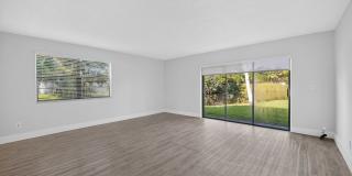 Pierce Beach Premier Apartments at Woodland Condominium Gallery 18