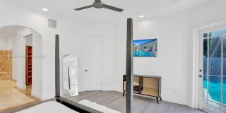 1207 SW 21st St Gallery 41
