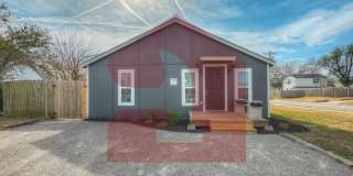 208 East Mosier Street Gallery 1