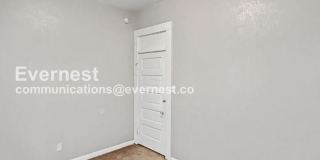 1311 Mason Street Gallery 17