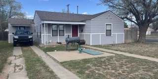 2504 30th Street Gallery 1