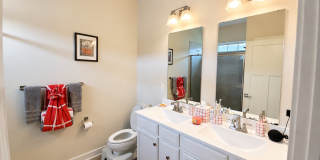 9008 Armstrong Ln Gallery 21