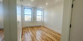207 Bank Street Gallery 6