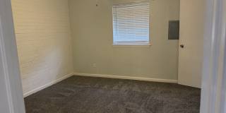 200 Sutton Circle Gallery 6