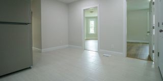 396 Chestnut Street Gallery 8
